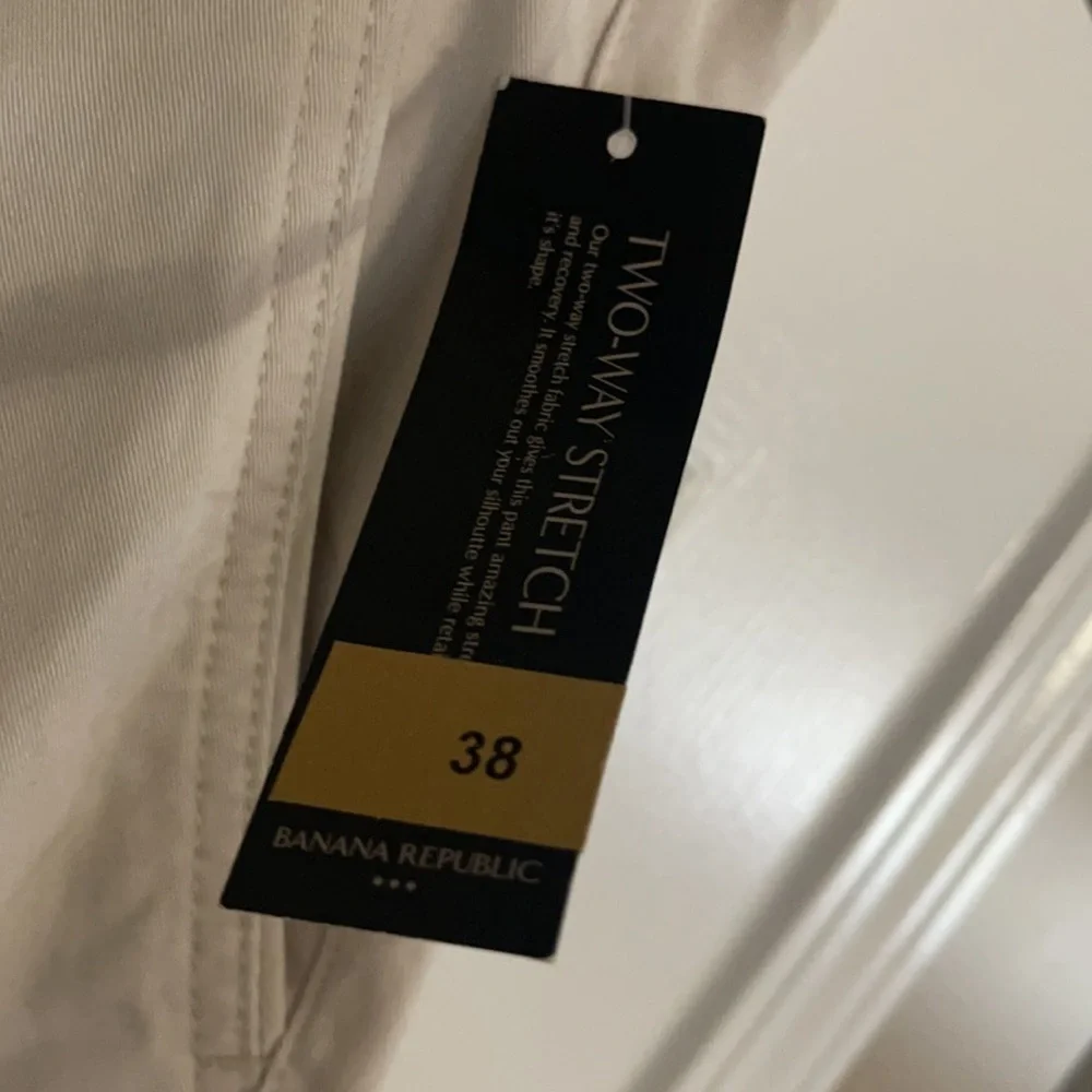 NWT men’s Banana Republic Gavin khaki pants 38